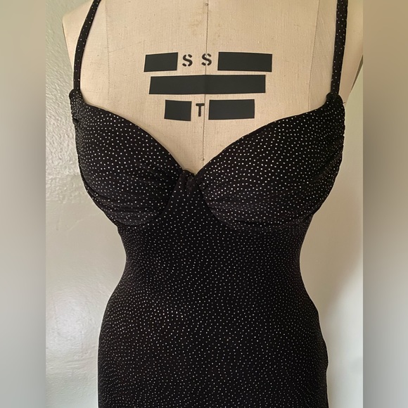 PEEP STRETCH MINI BLACK DRESS - Picture 2 of 14
